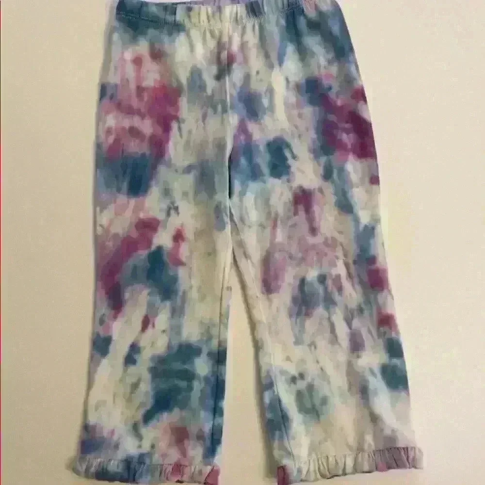 New! Strawberry shortcake tie dyed set. Girl 2T Thermal Shirt and pants